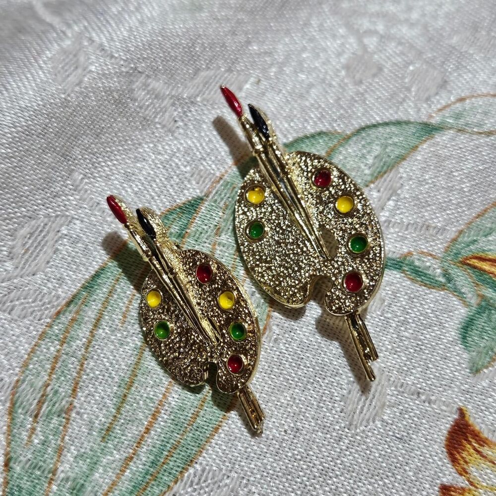 vintage whimsical painter's palette scatter pins